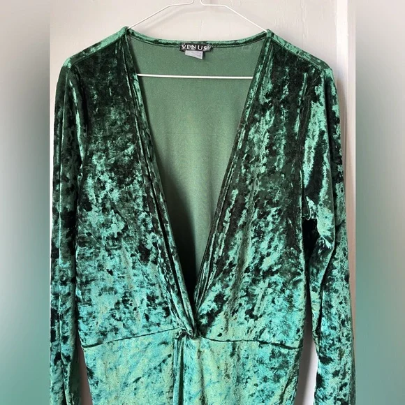 Venus Crushed Velvet forest green deep V jumpsuit, size med, thin elastic waist - Picture 2 of 9